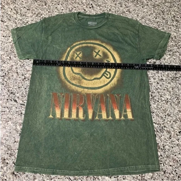 Nirvana Shirt M Smiley Face Green - Picture 5 of 8
